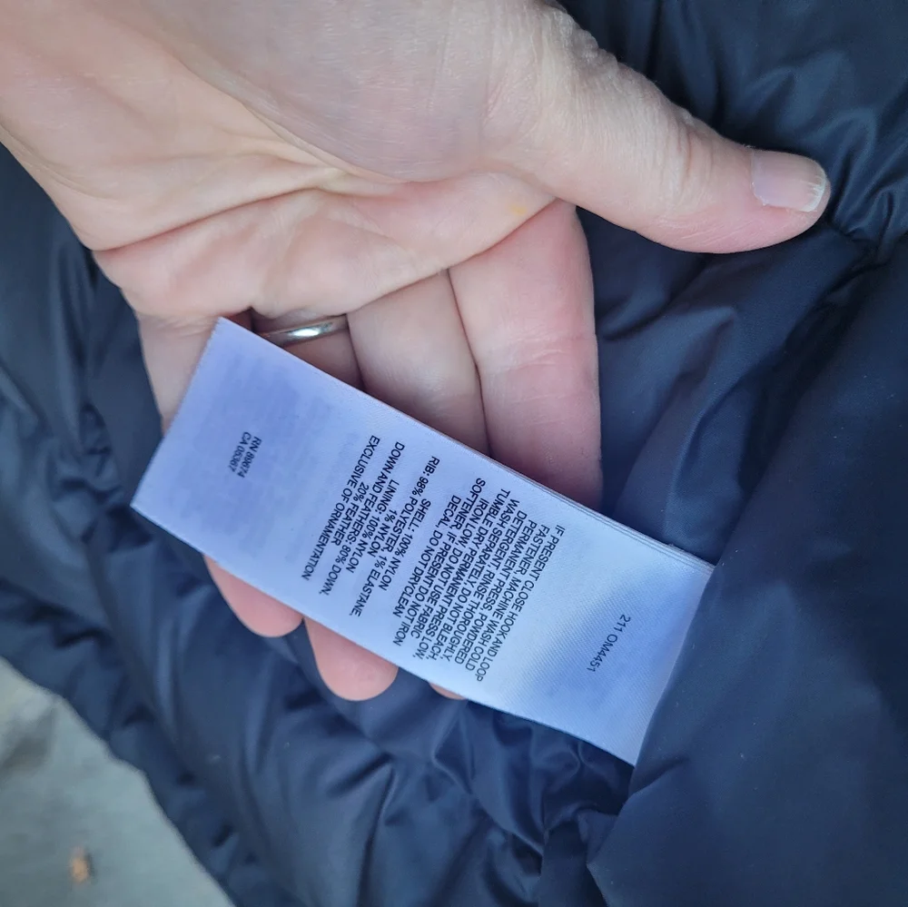 Mountain Hardwear Down Jacket DryQ - Picture 15 of 16